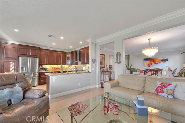 Detail Gallery Image 15 of 67 For 27641 Atlas Ln, Canyon Country,  CA 91351 - 4 Beds | 2/1 Baths