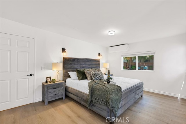 Detail Gallery Image 20 of 40 For 5550 Fallbrook Ave, Woodland Hills,  CA 91367 - 3 Beds | 2 Baths