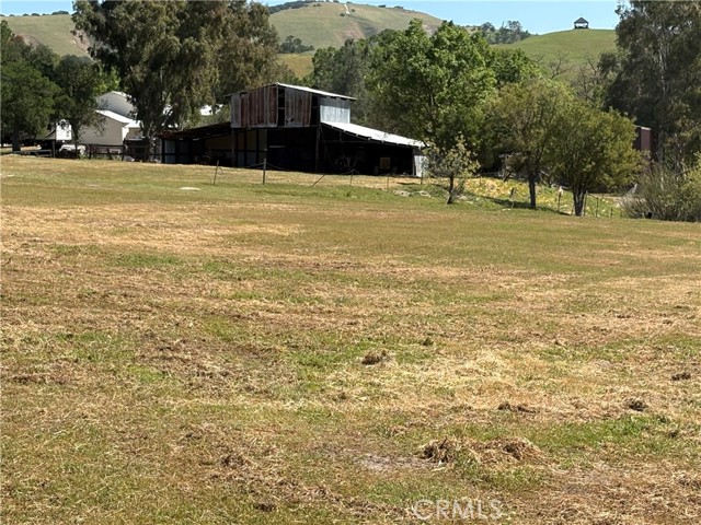Detail Gallery Image 4 of 5 For 705 Calf Canyon, Creston,  CA 93432 - 1 Beds | 1 Baths