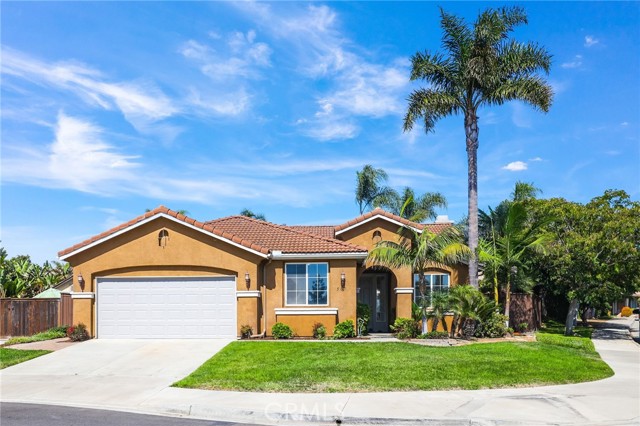 Detail Gallery Image 2 of 39 For 587 Big Sky Dr, Oceanside,  CA 92058 - 4 Beds | 2 Baths
