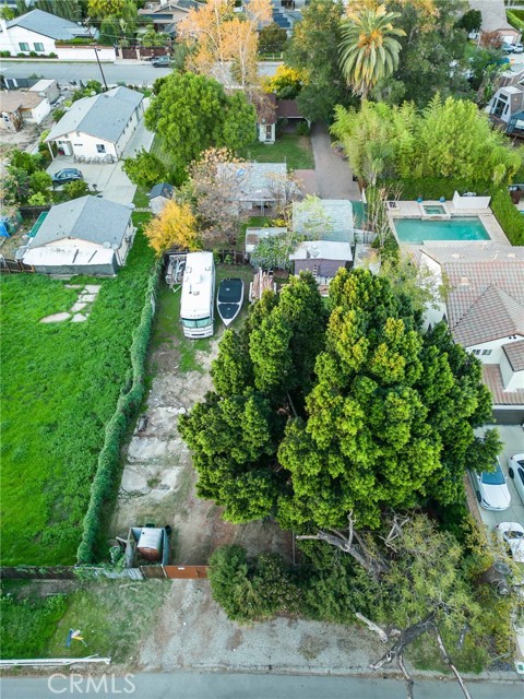 Detail Gallery Image 50 of 62 For 17806 Erwin St, Encino,  CA 91316 - 3 Beds | 2 Baths