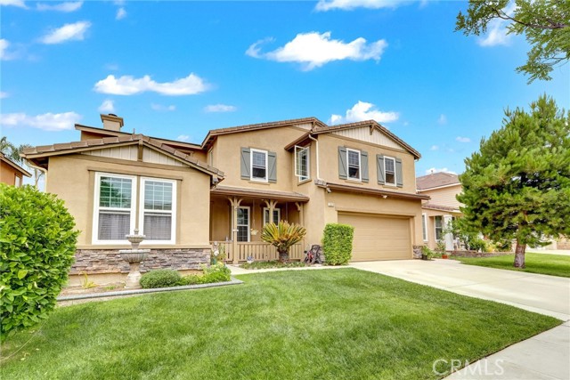 13576 Oxford Ct, Chino CA: https://media.crmls.org/medias/898fb987-6a6c-4a00-82ef-0fcb46802bb3.jpg