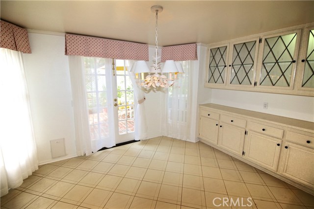 Detail Gallery Image 4 of 18 For 2954 Winding Ln, Westlake Village,  CA 91361 - 2 Beds | 3 Baths