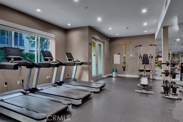 Image 68 of 75 For 300 4th Street 214