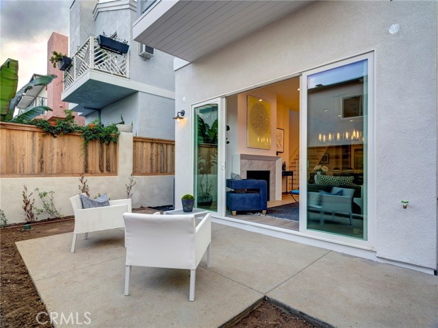 1735 Armour Lane, Redondo Beach, California 90278, 3 Bedrooms Bedrooms, ,2 BathroomsBathrooms,Residential,Sold,Armour Lane,SB23120482