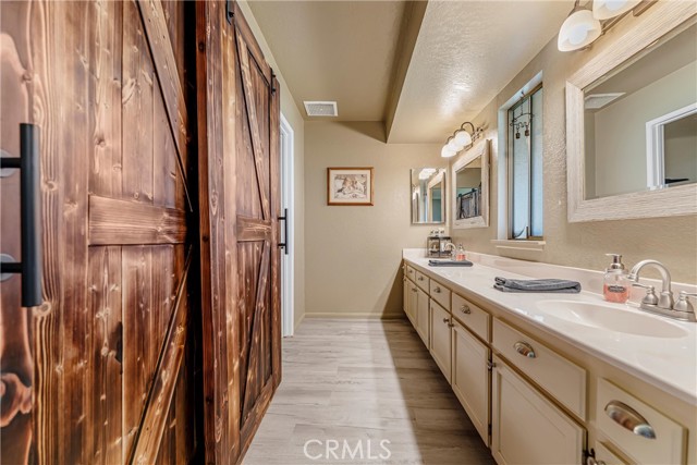 Image 11 of 33 For 36807 95th Street