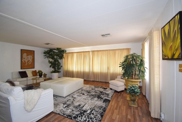 Detail Gallery Image 6 of 24 For 7425 Church St #10,  Yucca Valley,  CA 92284 - 2 Beds | 2 Baths