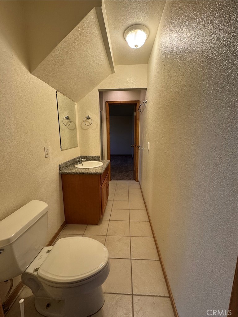 https://media.crmls.org/medias/8992015d-6639-438a-9e98-5b594fe22d79.jpg?preset=X-Large