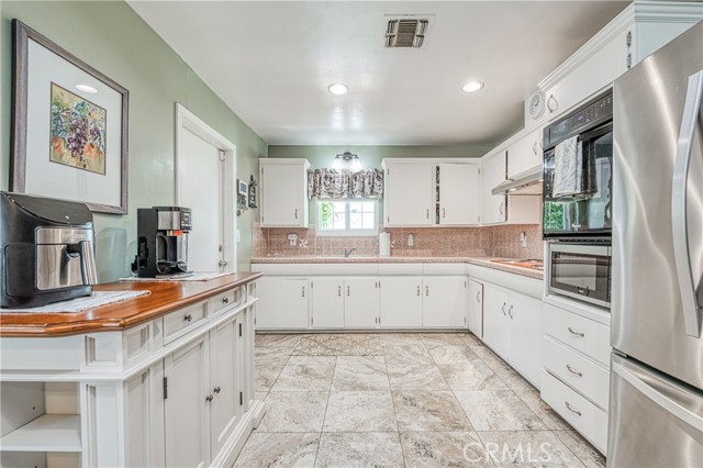 1430 W Bush Street, Lemoore CA: https://media.crmls.org/medias/899258cd-97eb-41a7-ac0b-9194c373a480.jpg