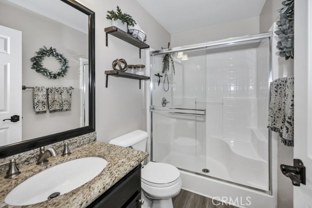 24030 Via Vizcaya, Valencia CA: https://media.crmls.org/medias/89932ac5-617f-41a3-913c-5333bf42a49d.jpg