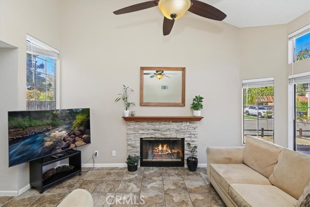 Detail Gallery Image 7 of 41 For 27025 Rock Bluff, Temecula,  CA 92591 - 4 Beds | 2/1 Baths