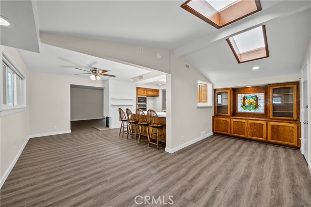 Detail Gallery Image 16 of 32 For 18644 Liggett St, Northridge,  CA 91324 - 3 Beds | 2 Baths