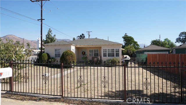 6909 Elmwood Rd, San Bernardino, CA 92404