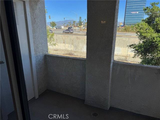 Detail Gallery Image 14 of 22 For 130 S Barranca, West Covina,  CA 91791 - 2 Beds | 2 Baths