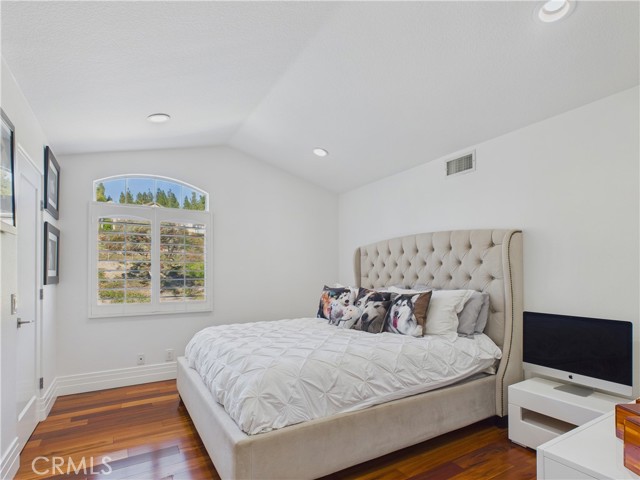 Detail Gallery Image 30 of 46 For 26990 Abbey Glen, Yorba Linda,  CA 92887 - 5 Beds | 3/1 Baths