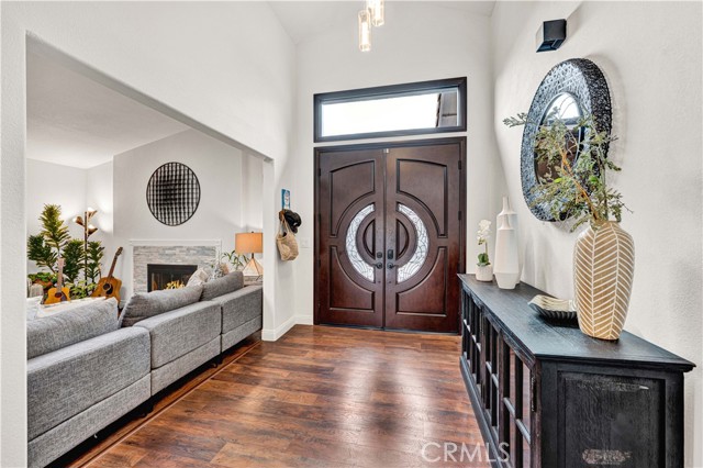 Detail Gallery Image 7 of 56 For 17830 Winterberry St, Fountain Valley,  CA 92708 - 5 Beds | 3 Baths