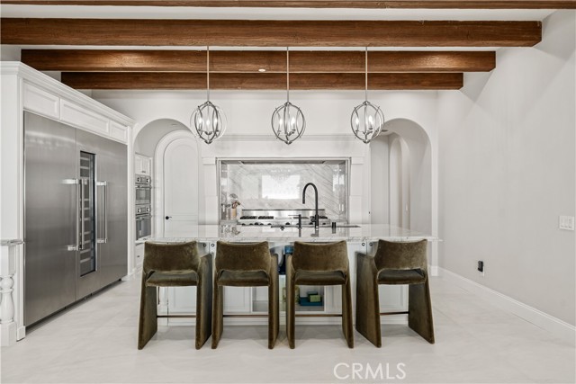 24 Scenic Bluff, Newport Coast CA: https://media.crmls.org/medias/8999eb65-98e1-4b09-96ee-71f62e65edfd.jpg