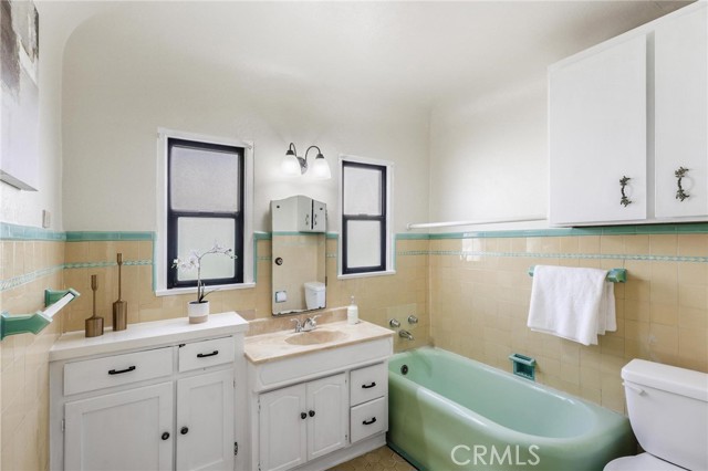 Detail Gallery Image 22 of 49 For 1641 S Fremont Ave, Alhambra,  CA 91803 - 4 Beds | 2/1 Baths