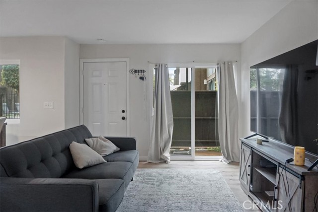 Detail Gallery Image 17 of 38 For 6100 Arbutus Ave #27,  Huntington Park,  CA 90255 - 3 Beds | 2 Baths