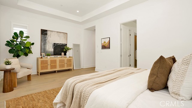 218 Coal Mine, Irvine CA: https://media.crmls.org/medias/899d49b0-3407-4678-842b-da525570339b.jpg