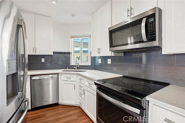 1108 Camino Real, Redondo Beach, California 90277, 3 Bedrooms Bedrooms, ,1 BathroomBathrooms,Residential,For Sale,Camino Real,SB26060949