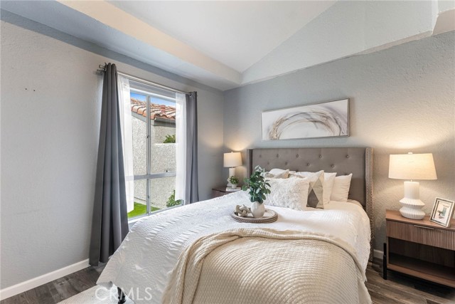 Detail Gallery Image 27 of 42 For 19501 Rinaldi St #71,  Porter Ranch,  CA 91326 - 4 Beds | 3 Baths