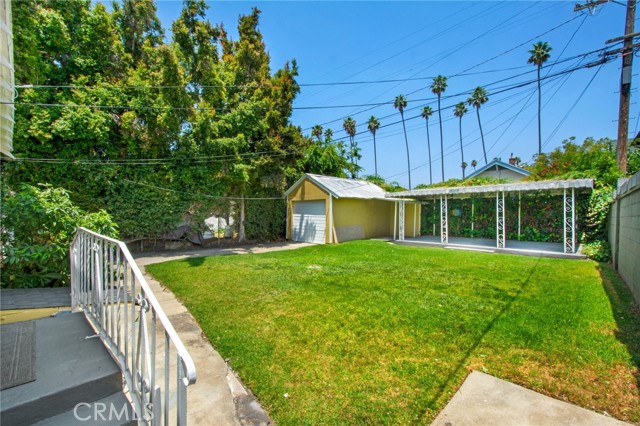 2107 30th Street, Los Angeles, California 90018, 3 Bedrooms Bedrooms, ,1 BathroomBathrooms,Single Family Residence,For Sale,30th,SB24117796