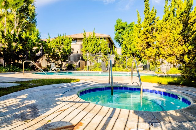 151 Majestic Court, Moorpark CA: https://media.crmls.org/medias/899efa3f-64fe-4038-aa38-1cab16732f0e.jpg