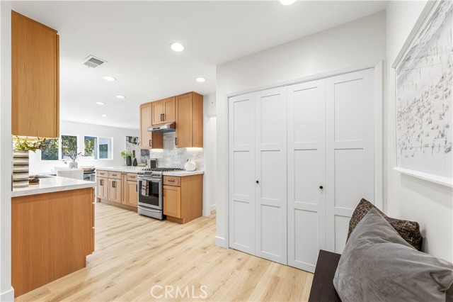 Detail Gallery Image 18 of 36 For 6742 E El Salvador, Long Beach,  CA 90815 - 3 Beds | 2 Baths