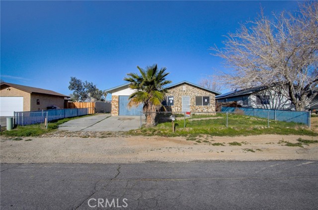 Detail Gallery Image 3 of 19 For 3419 Gregory Dr, Mojave,  CA 93501 - 3 Beds | 1 Baths