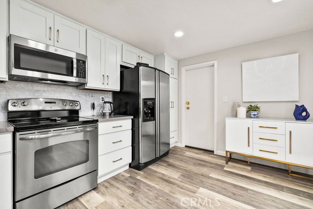 Image 17 of 33 For 38 Navarre  138