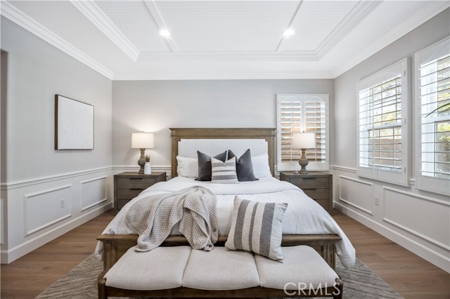 9 Whitford, Irvine CA: https://media.crmls.org/medias/89a1f078-c10b-4169-8edd-9c7b1f227726.jpg