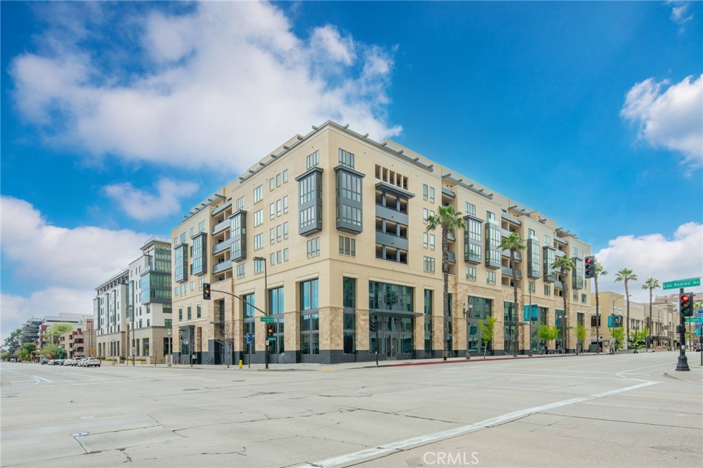 39 S Los Robles Avenue #5012