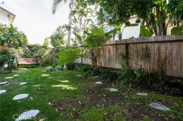 2014 Warfield Avenue, Redondo Beach, California 90278, 2 Bedrooms Bedrooms, ,1 BathroomBathrooms,Residential,Sold,Warfield,SB17032190