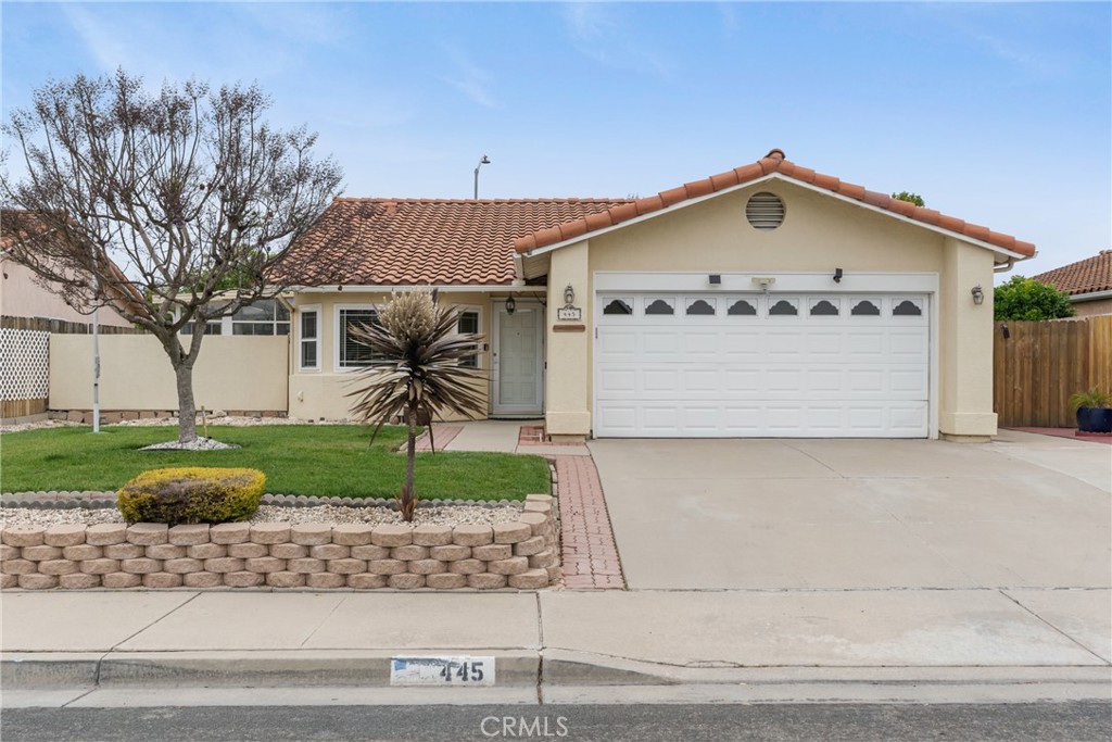 445 El Nido Court