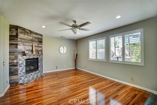 Detail Gallery Image 12 of 52 For 6713 Leanne, Corona,  CA 91752 - 4 Beds | 2/1 Baths