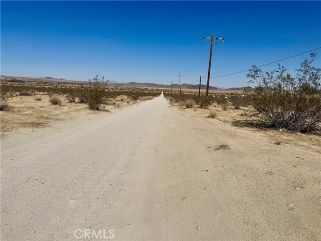 Detail Gallery Image 5 of 17 For 0 Cascade Road, Joshua Tree,  CA 92252 - – Beds | – Baths