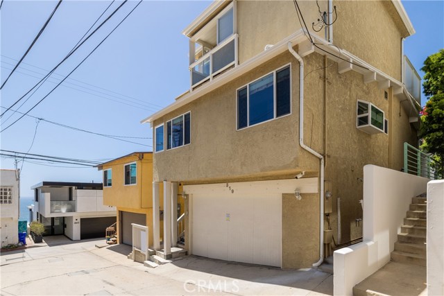 319 26th Place, Manhattan Beach, California 90266, 3 Bedrooms Bedrooms, ,2 BathroomsBathrooms,Residential,Sold,26th,SB22115573