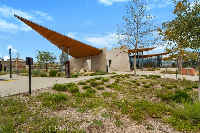 Detail Gallery Image 33 of 46 For 27466 Mercantile Ct, Valencia,  CA 91381 - 2 Beds | 2 Baths