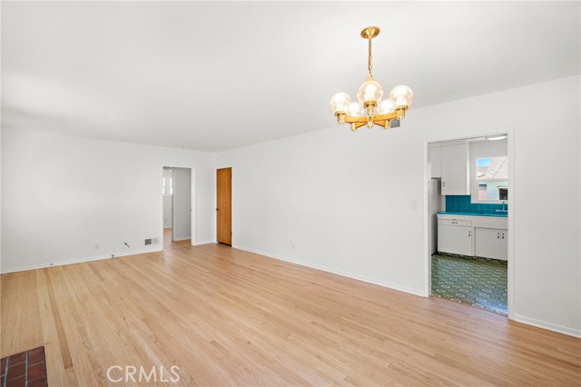 509 E Camile Street, Santa Ana CA: https://media.crmls.org/medias/89a52e11-dc81-4600-b108-7d4fc12ffed0.jpg