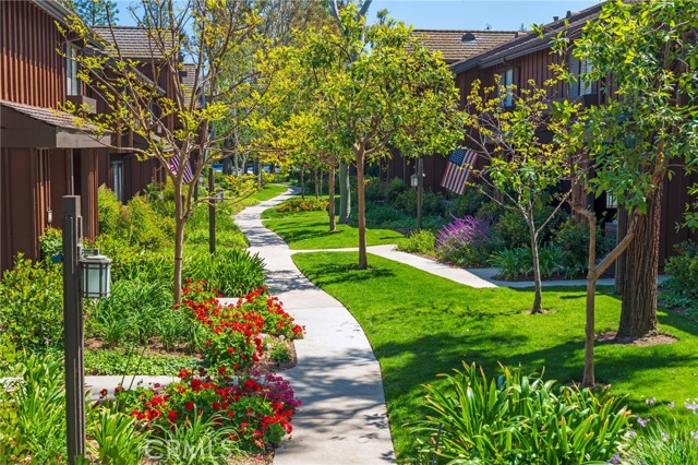 Detail Gallery Image 3 of 27 For 1286 Stonewood Ct, San Pedro,  CA 90732 - 3 Beds | 2/1 Baths