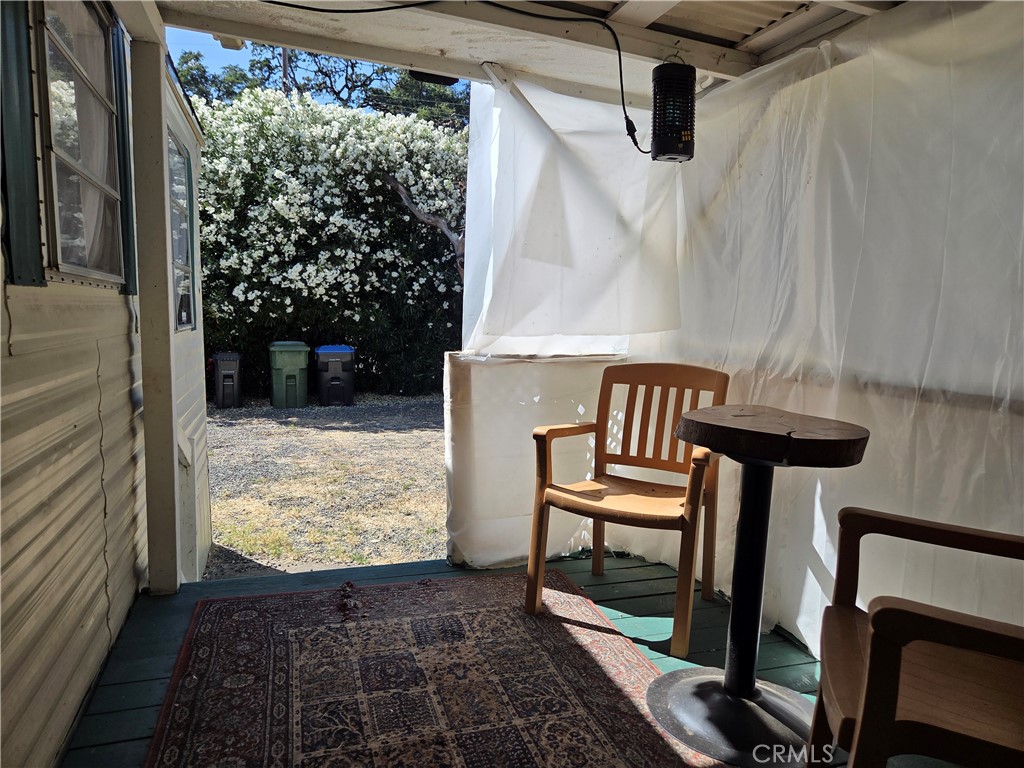 https://media.crmls.org/medias/89a623b6-a15b-463a-9188-f3d2a3d64bdd.jpg?preset=X-Large
