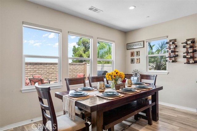35403 Laurel Tree Court, Winchester CA: https://media.crmls.org/medias/89a62ba3-cd54-48f7-97d6-c7b0554c65cb.jpg