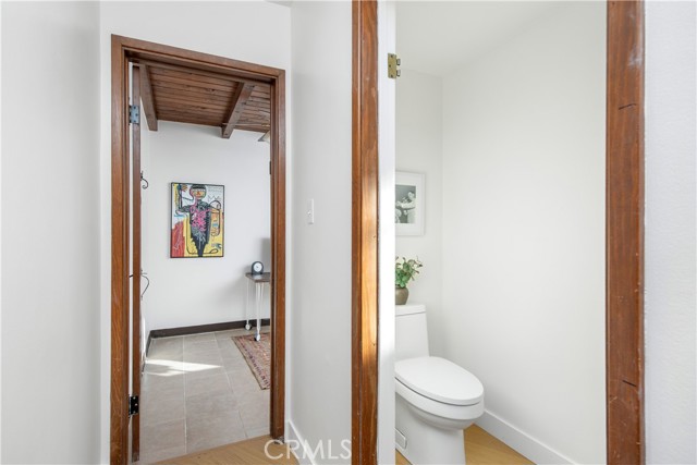 Detail Gallery Image 29 of 53 For 1430 La Perla Ave, Long Beach,  CA 90815 - 4 Beds | 3/1 Baths