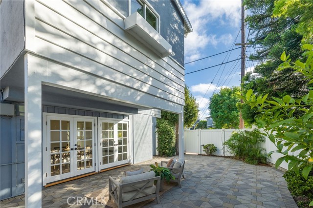 2701 Valley Drive, Manhattan Beach, California 90266, 4 Bedrooms Bedrooms, ,2 BathroomsBathrooms,Residential,Sold,Valley,SB23158108