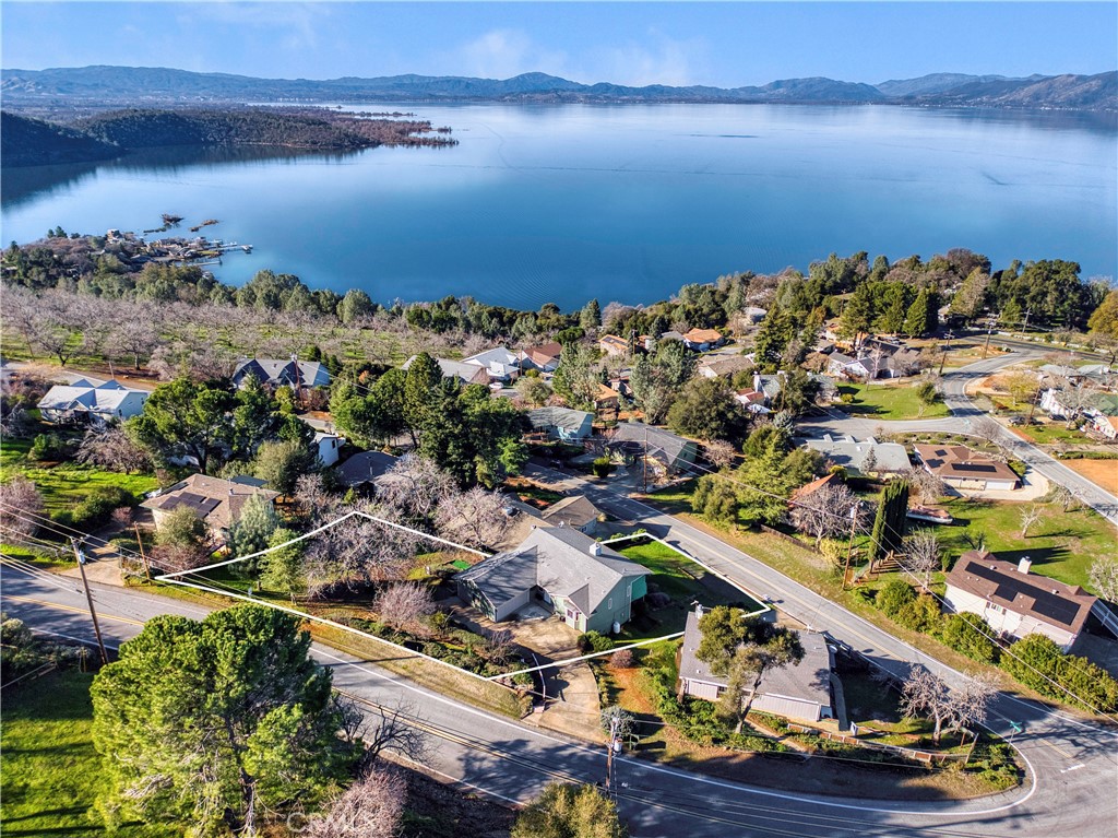 https://media.crmls.org/medias/89a79f6f-d1fc-4f3a-ae9f-9f0752fb7af9.jpg?preset=X-Large