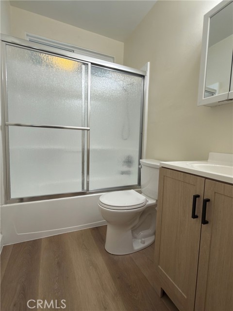 Detail Gallery Image 4 of 7 For 628 N Olive #C,  Anaheim,  CA 92805 - 2 Beds | 1 Baths