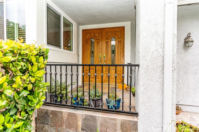 14 Rainbow Ridge Road, Phillips Ranch CA: https://media.crmls.org/medias/89a7fef3-05e4-4297-8ea4-6060d395dad2.jpg