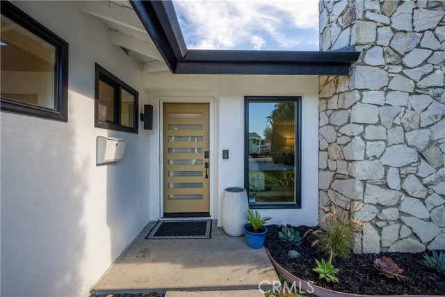 Detail Gallery Image 3 of 54 For 3600 Lama Ave, Long Beach,  CA 90808 - 3 Beds | 2 Baths