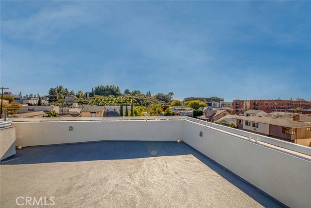Detail Gallery Image 29 of 30 For 1754 N Berendo St #C,  Los Angeles,  CA 90027 - 3 Beds | 2/1 Baths